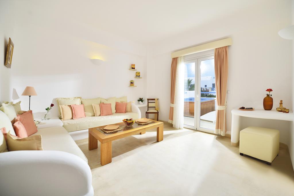 Tamarix Del Mar Suites Kamari  Ngoại thất bức ảnh